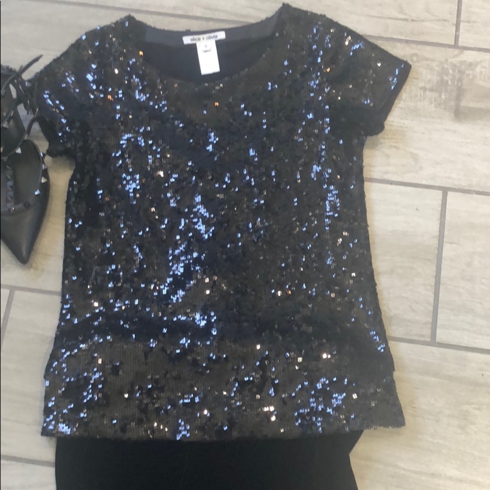 Alice + Olivia black top